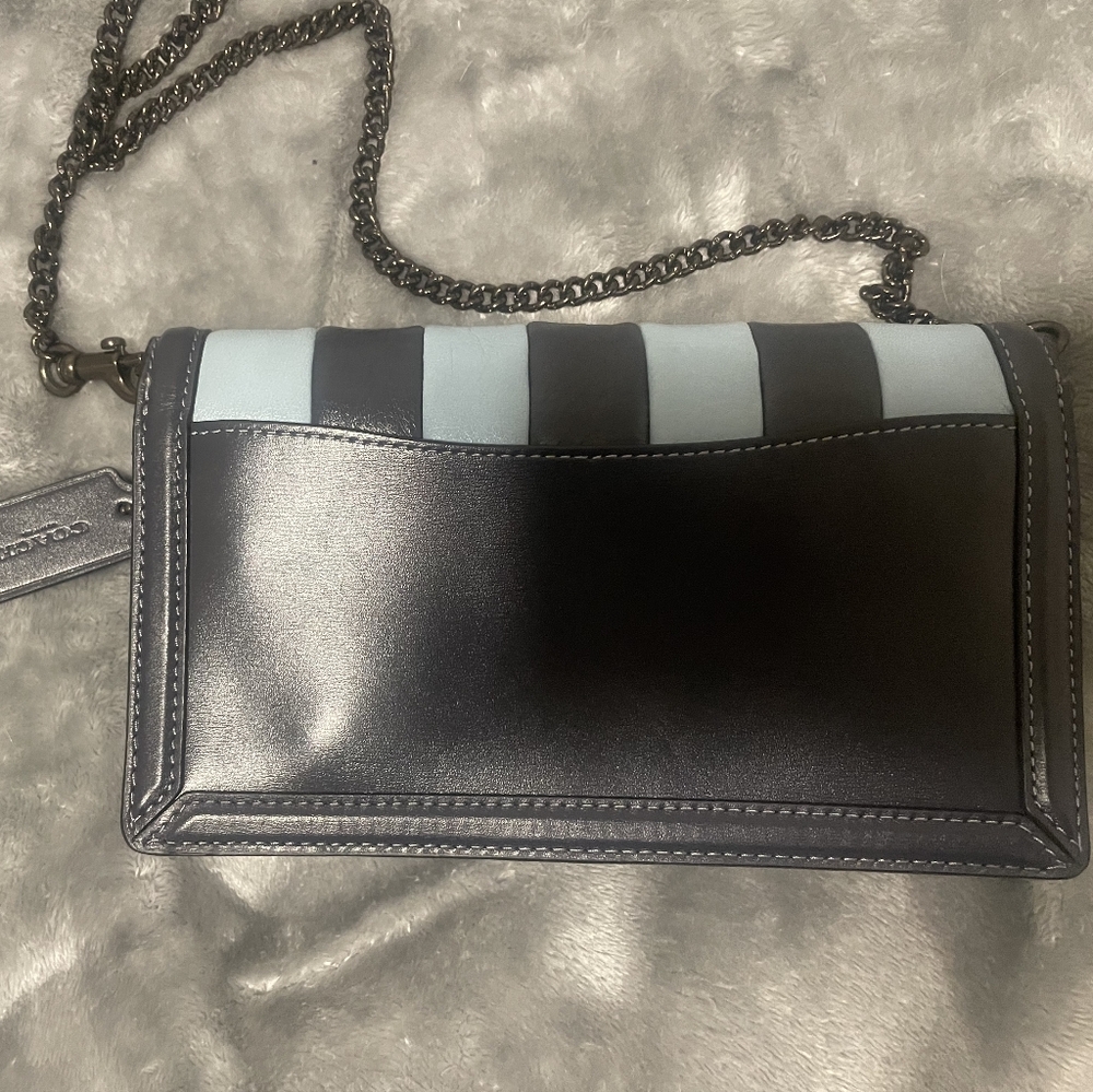 Coach Madison Shoulder Bag - Picture 4 of 4